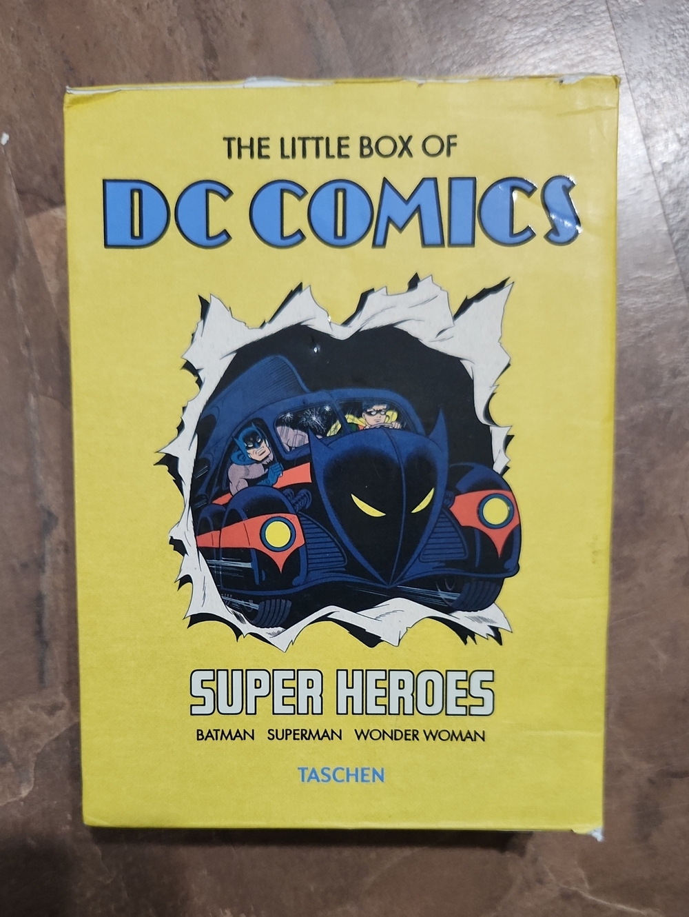 DC Comics Box Of 3 Super Heroes Comic Books-